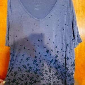 Torrid tunic. Star pattern- size 0 (12-14)